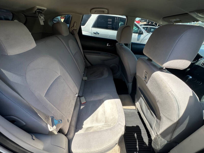2009 Nissan Rogue S