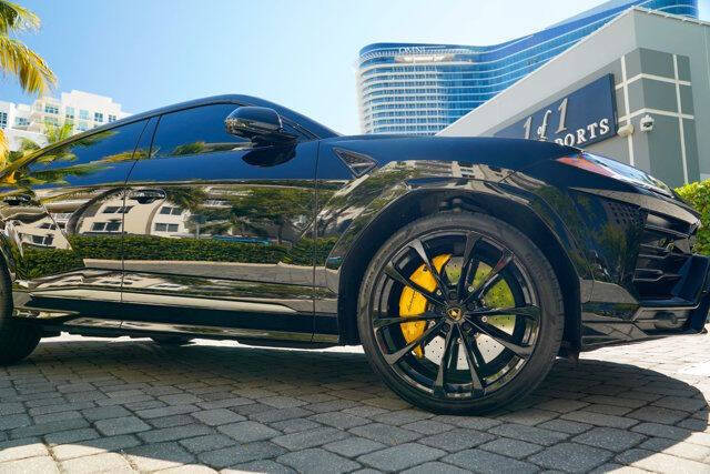2022 Lamborghini Urus