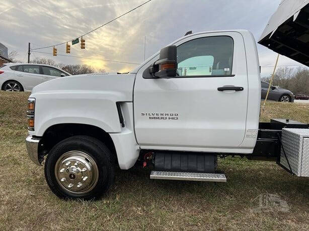 2022 Chevrolet Silverado 6500HD