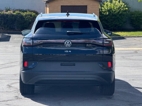 2023 Volkswagen ID.4 Pro