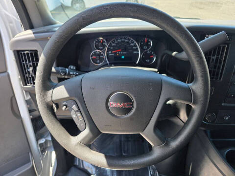 2025 GMC Savana 2500