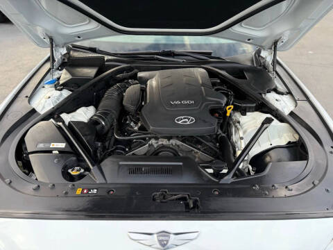 2016 Hyundai Genesis