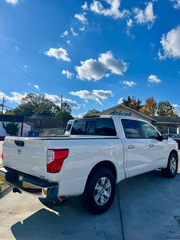 2019 Nissan Titan SV