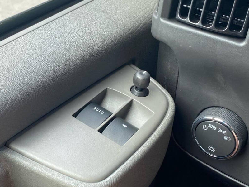 2025 GMC Savana 2500