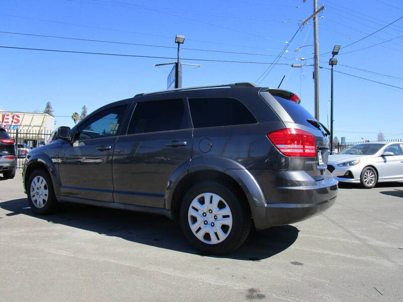2017 Dodge Journey SE