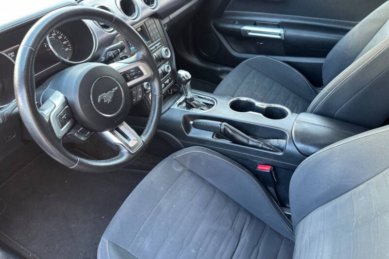 2016 Ford Mustang
