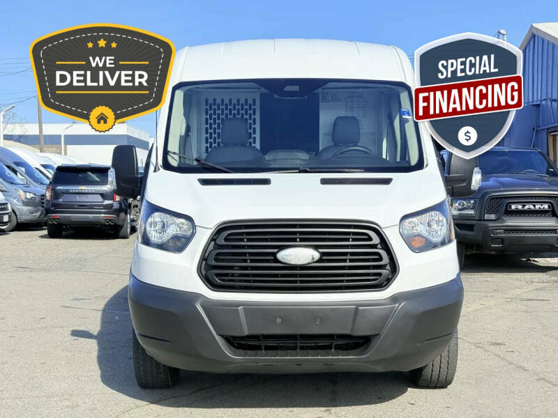 2019 Ford Transit Van Base's photo
