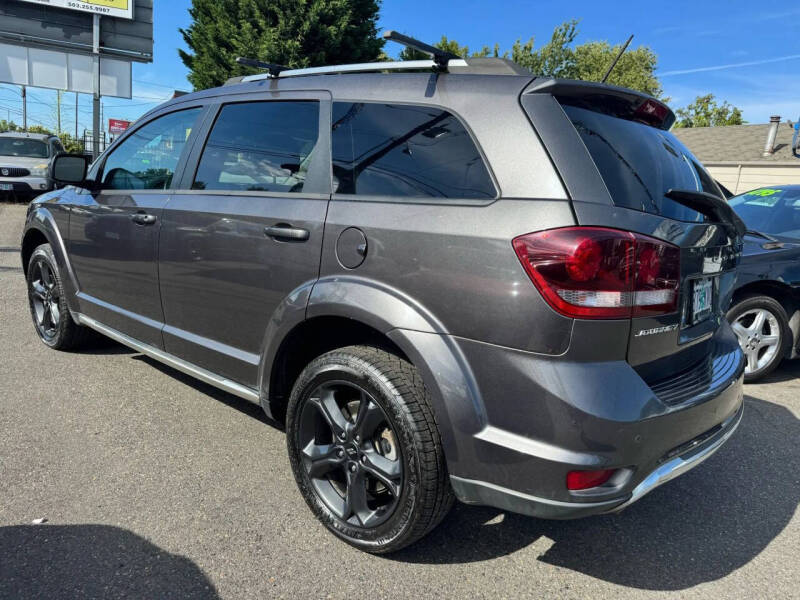 2018 Dodge Journey Crossroad