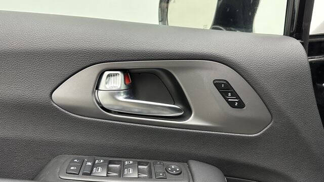 2025 Chrysler Pacifica Plug-In Hybrid