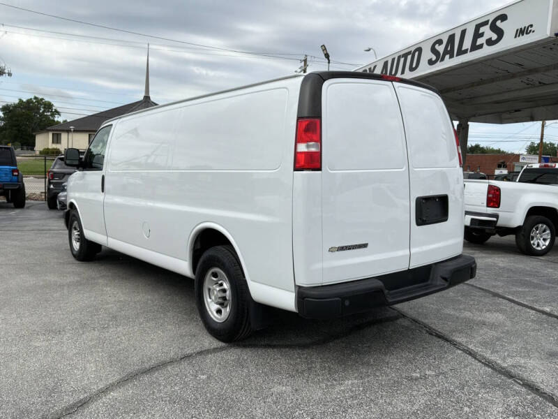 2020 Chevrolet Express 3500