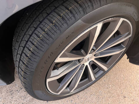 2022 Volvo S60 B5 Momentum