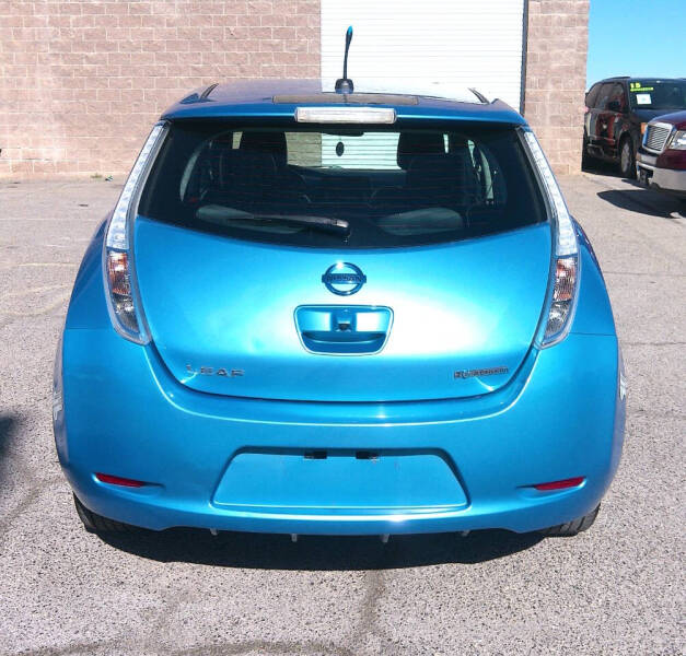 2013 Nissan LEAF S