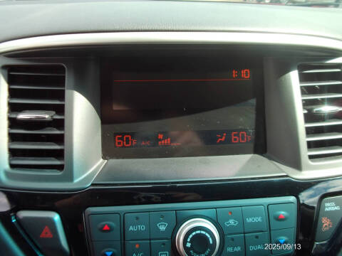 2015 Nissan Pathfinder S