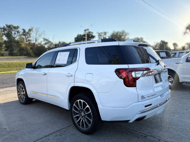 2022 GMC Acadia Denali