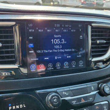 2017 Chrysler Pacifica Touring-L