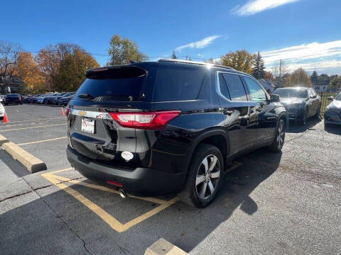 2021 Chevrolet Traverse LT Leather