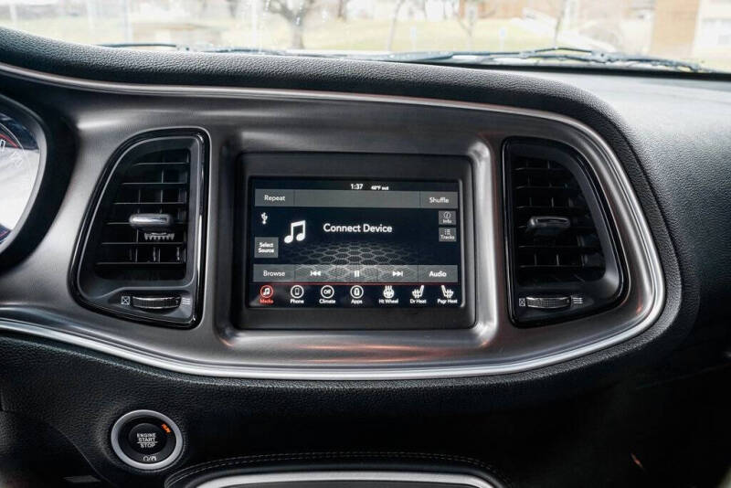 2020 Dodge Challenger SXT