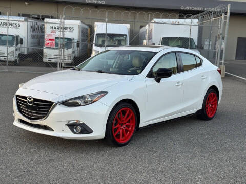 2015 Mazda MAZDA3 s Grand Touring