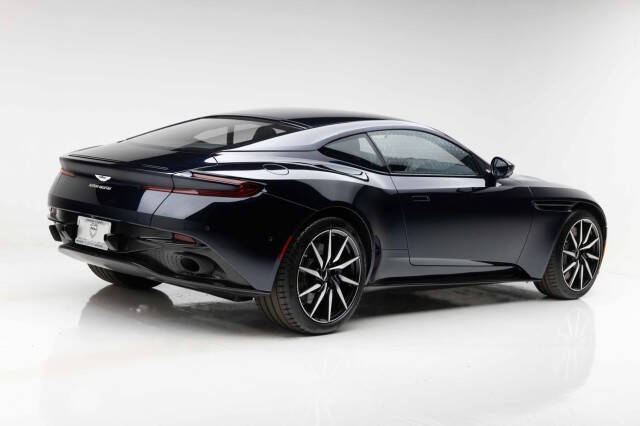 2018 Aston Martin DB11 V12