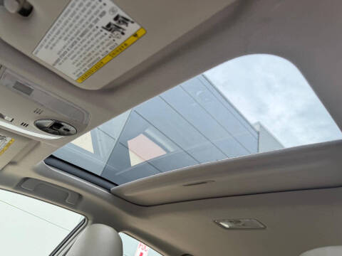 2012 Toyota Prius Three