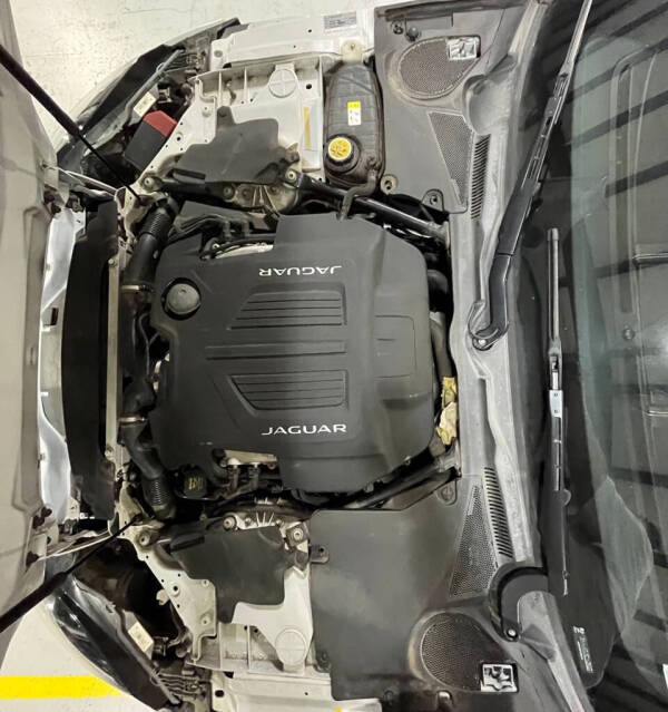 2016 Jaguar F-TYPE R