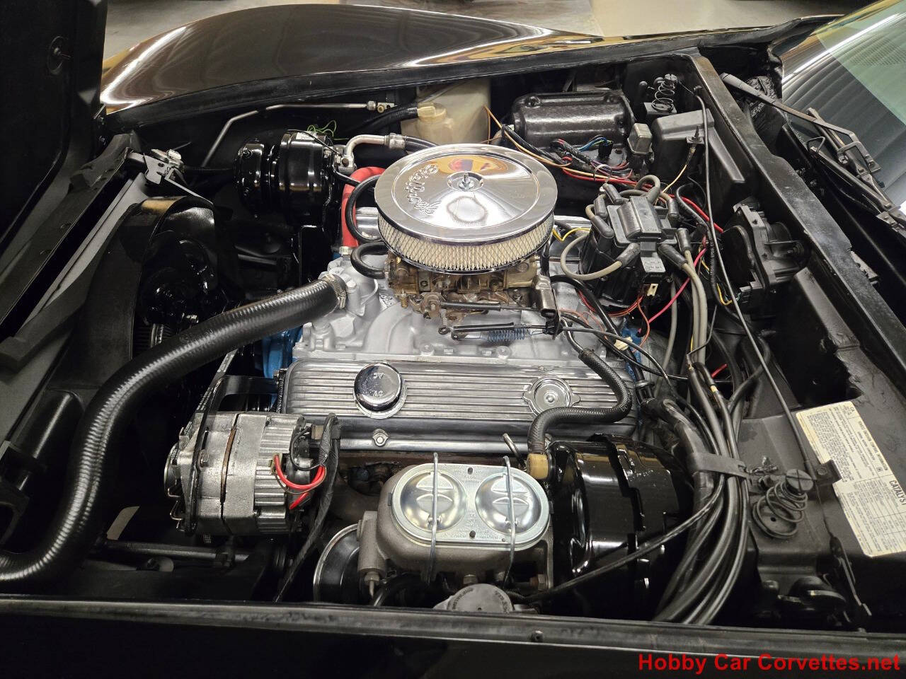 1977 Chevrolet Corvette 28