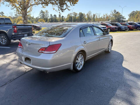 2005 Toyota Avalon XL