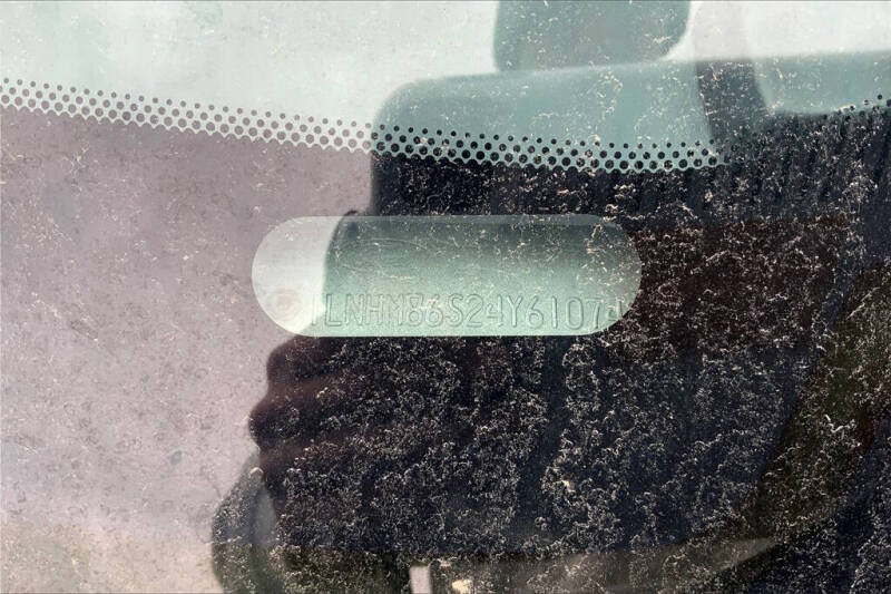 2004 Lincoln LS Luxury