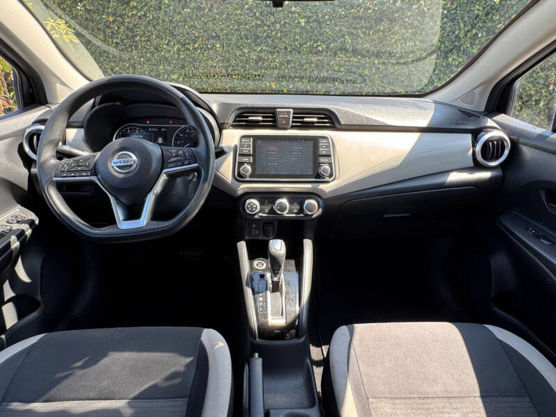 2020 Nissan Versa SV