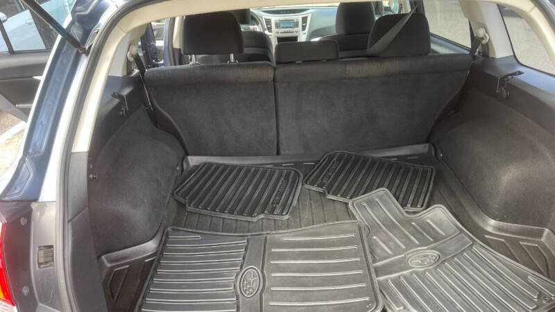 2013 Subaru Outback 2.5i