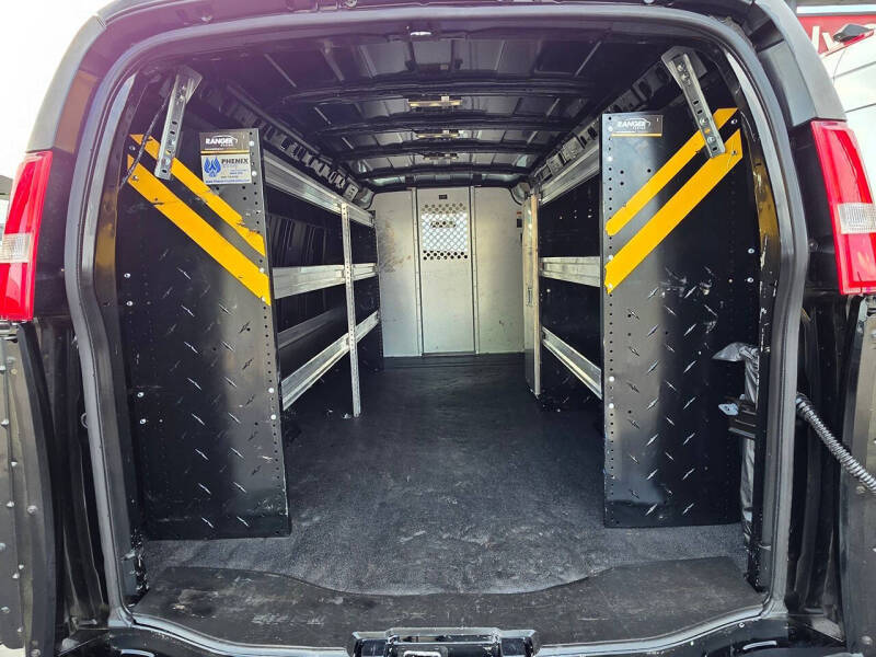 2023 GMC Savana 3500