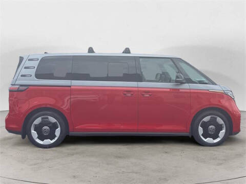 2025 Volkswagen ID. Buzz Pro S Plus 4Motion