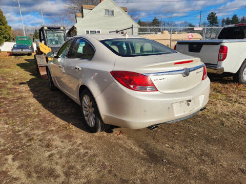 2012 Buick Regal Premium 2