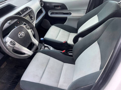 2012 Toyota Prius c Three