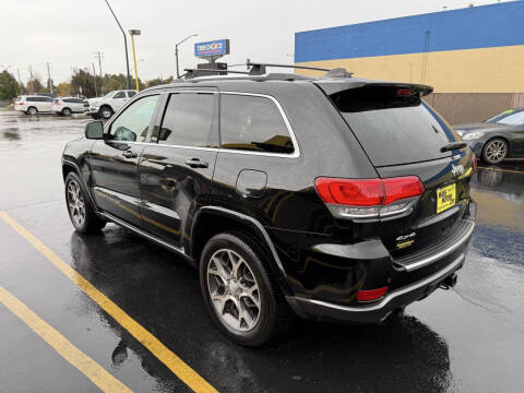 2018 Jeep Grand Cherokee Sterling Edition