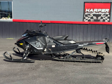 2018 Ski-Doo Summit 850 165 SP