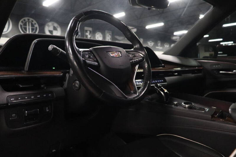 2022 Cadillac Escalade ESV Premium Luxury