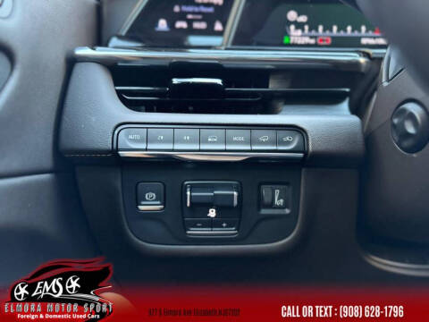 2021 Cadillac Escalade Sport