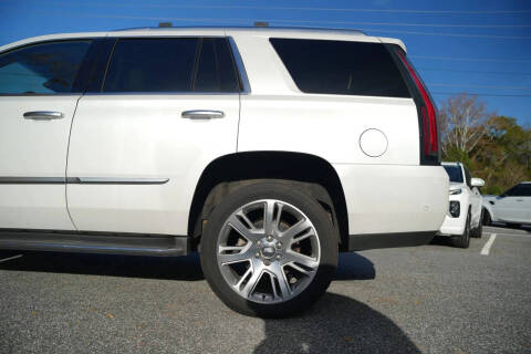 2018 Cadillac Escalade Luxury