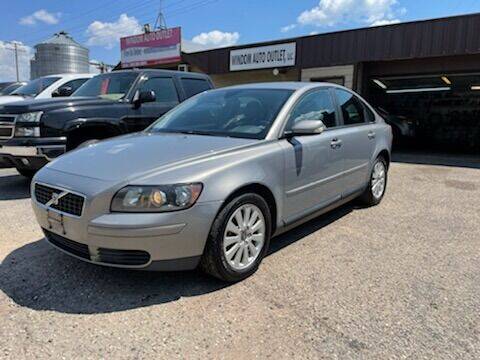 2005 Volvo S40 for sale at WINDOM AUTO OUTLET LLC in Windom MN