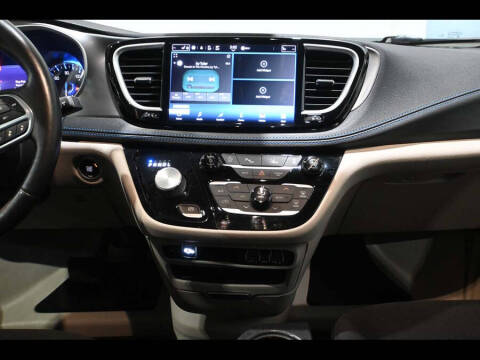 2021 Chrysler Pacifica Touring