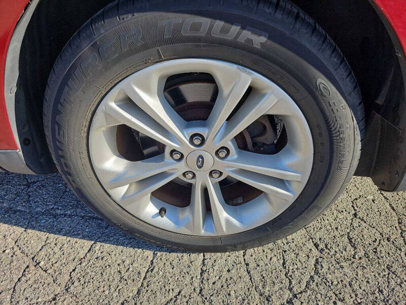 2013 Ford Taurus SEL