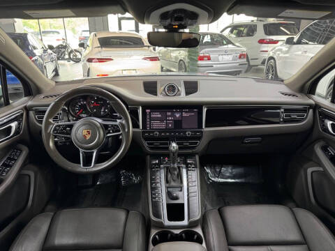 2020 Porsche Macan
