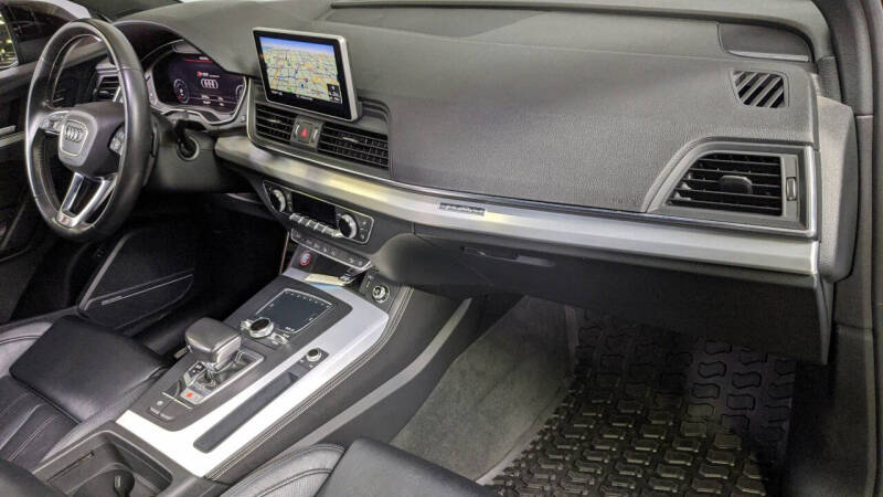 2019 Audi SQ5 3.0T quattro Prestige