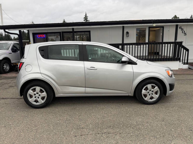 2013 Chevrolet Sonic LS Auto
