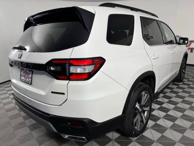 2023 Honda Pilot Touring