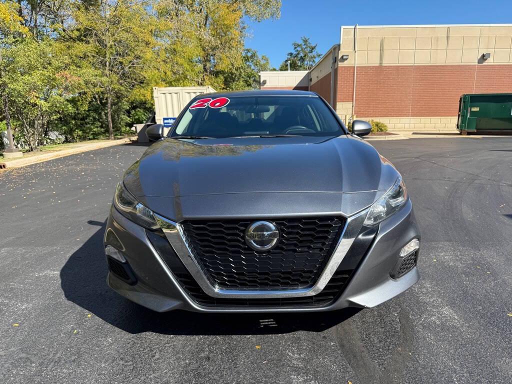 2020 Nissan Altima for sale at Deals & Trades in Aurora, IL