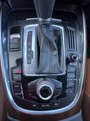 2012 Audi Q5 2.0T quattro Premium Plus