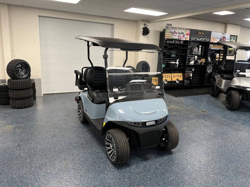 2026 E-Z-GO RXV 4 ST