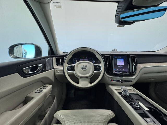 2022 Volvo XC60 Recharge T8 Inscription